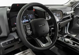 Подержанный автомобиль Haval Dargo 2024 года (10 фото)