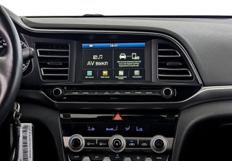 Подержанный автомобиль Hyundai Elantra Sedan 2020 года (17 фото)