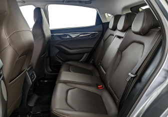 Подержанный автомобиль JAC J7 2021 года (22 фото)