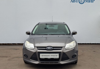 Подержанный автомобиль Ford Focus Hatchback 2011 года (2 фото)