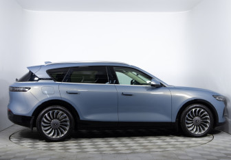 Подержанный автомобиль Voyah Free 2023 года (4 фото)