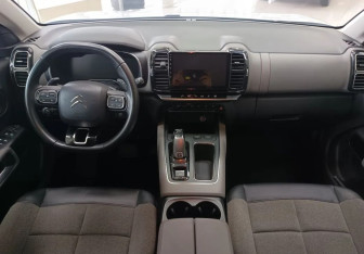 Подержанный автомобиль Citroen C5 Aircross 2019 года (10 фото)