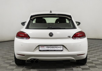 Подержанный автомобиль Volkswagen Scirocco 2011 года (6 фото)