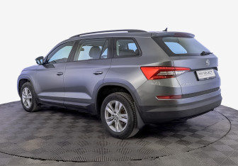 Подержанный автомобиль Skoda Kodiaq 2019 года (7 фото)