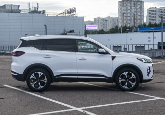 Подержанный автомобиль Chery Tiggo 7 Pro Max 2023 года (4 фото)
