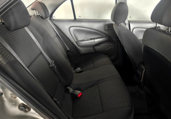 Подержанный автомобиль Nissan Almera Classic 2008 года (15 фото)
