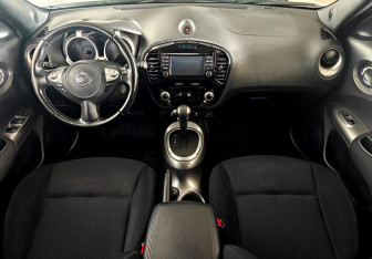 Подержанный автомобиль Nissan Juke 2014 года (11 фото)