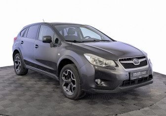 Подержанный автомобиль Subaru XV 2013 года (3 фото)