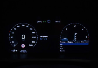 Подержанный автомобиль Volvo XC90 2015 года (12 фото)
