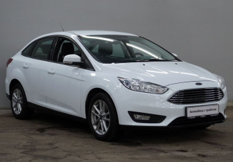Подержанный автомобиль Ford Focus Sedan 2019 года (3 фото)