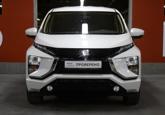 Подержанный автомобиль Mitsubishi Xpander 2021 года (2 фото)