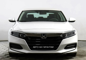 Подержанный автомобиль Honda Accord Sedan 2020 года (2 фото)