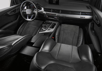 Подержанный автомобиль Audi Q7 2019 года (25 фото)