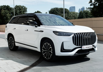 Подержанный автомобиль Jaecoo J8 2024 года (3 фото)