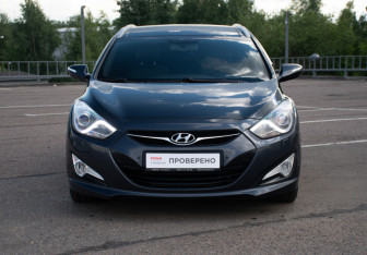 Подержанный автомобиль Hyundai i40 Wagon 2014 года (2 фото)
