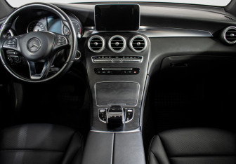 Подержанный автомобиль Mercedes-Benz GLC Coupe 2015 года (12 фото)
