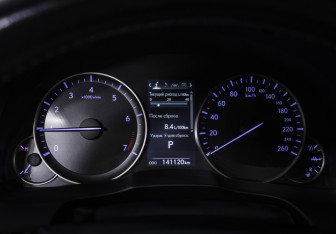 Подержанный автомобиль Lexus ES 2016 года (12 фото)