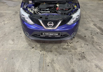 Подержанный автомобиль Nissan Qashqai 2016 года (17 фото)