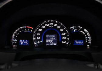 Подержанный автомобиль Toyota Camry Sedan 2013 года (12 фото)