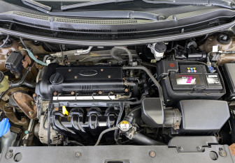 Подержанный автомобиль Kia Rio Hatchback 2017 года (9 фото)