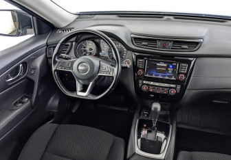 Подержанный автомобиль Nissan X-Trail 2021 года (29 фото)