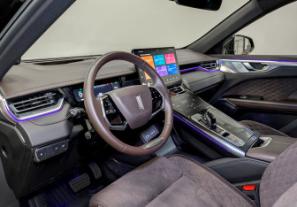 Подержанный автомобиль Wey 05 2023 года (16 фото)