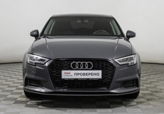 Подержанный автомобиль Audi A3 Sedan 2020 года (2 фото)