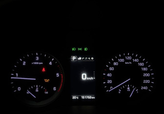 Подержанный автомобиль Hyundai Tucson 2017 года (14 фото)