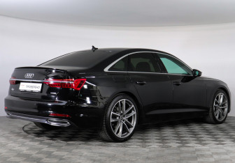 Подержанный автомобиль Audi A6 Sedan 2021 года (5 фото)
