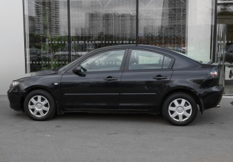 Подержанный автомобиль Mazda 3 Sedan 2008 года (6 фото)