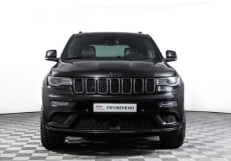 Подержанный автомобиль Jeep Grand Cherokee 2021 года (2 фото)
