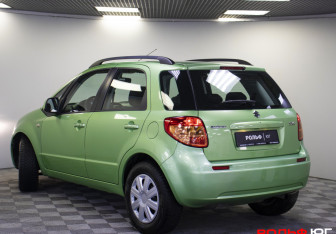 Подержанный автомобиль Suzuki SX4 Hatchback 2009 года (20 фото)