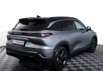 Подержанный автомобиль BAIC X55 2023 года (5 фото)
