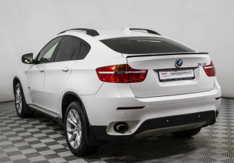 Подержанный автомобиль BMW X6 2009 года (7 фото)