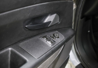 Подержанный автомобиль Fiat Punto Hatchback 2007 года (16 фото)