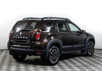 Подержанный автомобиль Renault Duster 2018 года (3 фото)