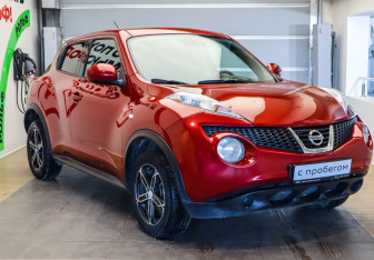 Подержанный автомобиль Nissan Juke 2013 года (3 фото)