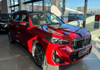 Новый BMW X1 2025 (3 фото)