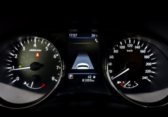 Подержанный автомобиль Nissan X-Trail 2021 года (13 фото)