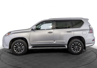 Подержанный автомобиль Lexus GX 2017 года (8 фото)