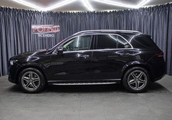 Подержанный автомобиль Mercedes-Benz GLE 2020 года (8 фото)