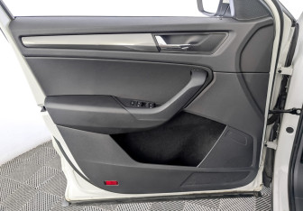 Подержанный автомобиль Skoda Kodiaq 2021 года (19 фото)