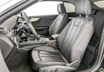 Подержанный автомобиль Audi A5 Convertible 2020 года (20 фото)