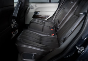 Подержанный автомобиль Land Rover Range Rover 2017 года (10 фото)