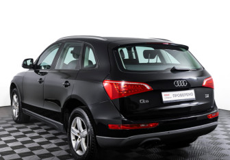 Подержанный автомобиль Audi Q5 2012 года (7 фото)
