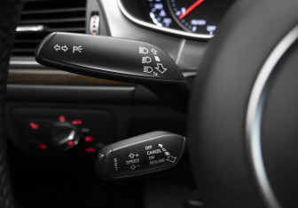 Подержанный автомобиль Audi A6 Sedan 2016 года (12 фото)