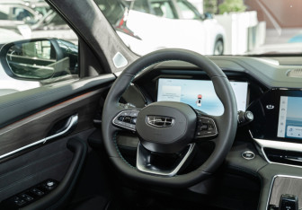 Новый Geely Monjaro 2025 (12 фото)