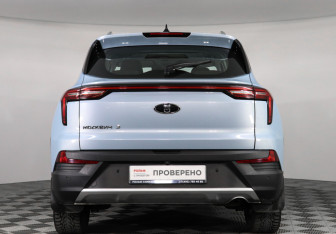 Подержанный автомобиль Москвич 3 2023 года (6 фото)