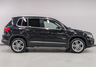 Подержанный автомобиль Volkswagen Tiguan 2012 года (4 фото)