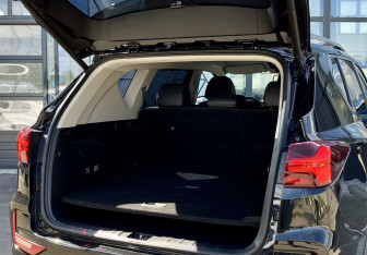 Подержанный автомобиль SsangYong Rexton 2020 года (10 фото)
